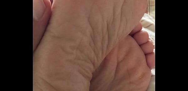  Carmen sexy wrinkled soles